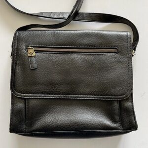 Relic Black Shoulder Bag